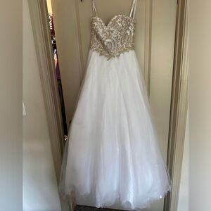 Clarisse White and Gold Dress